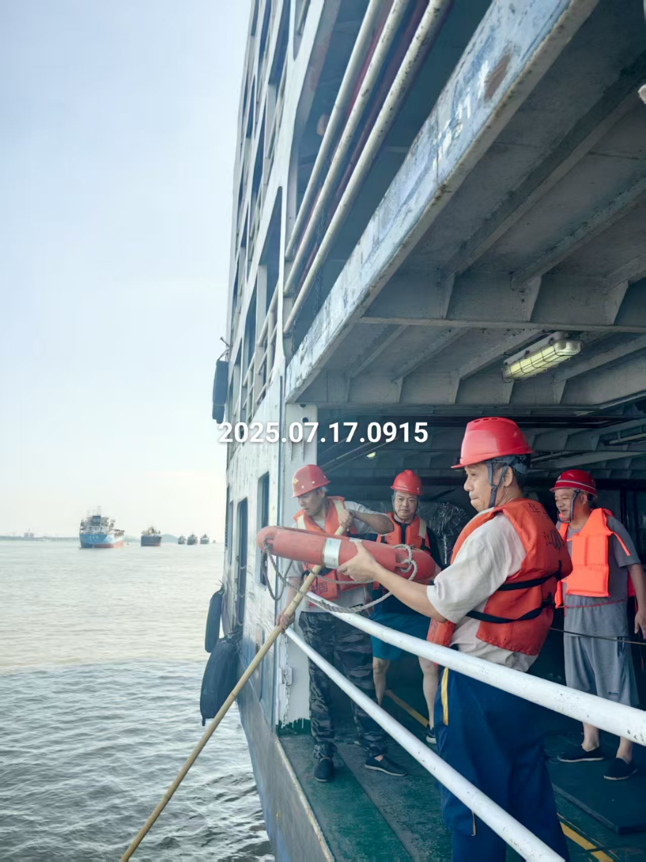 以练促战 防患未然——公司成功开展船舶安全应急演练