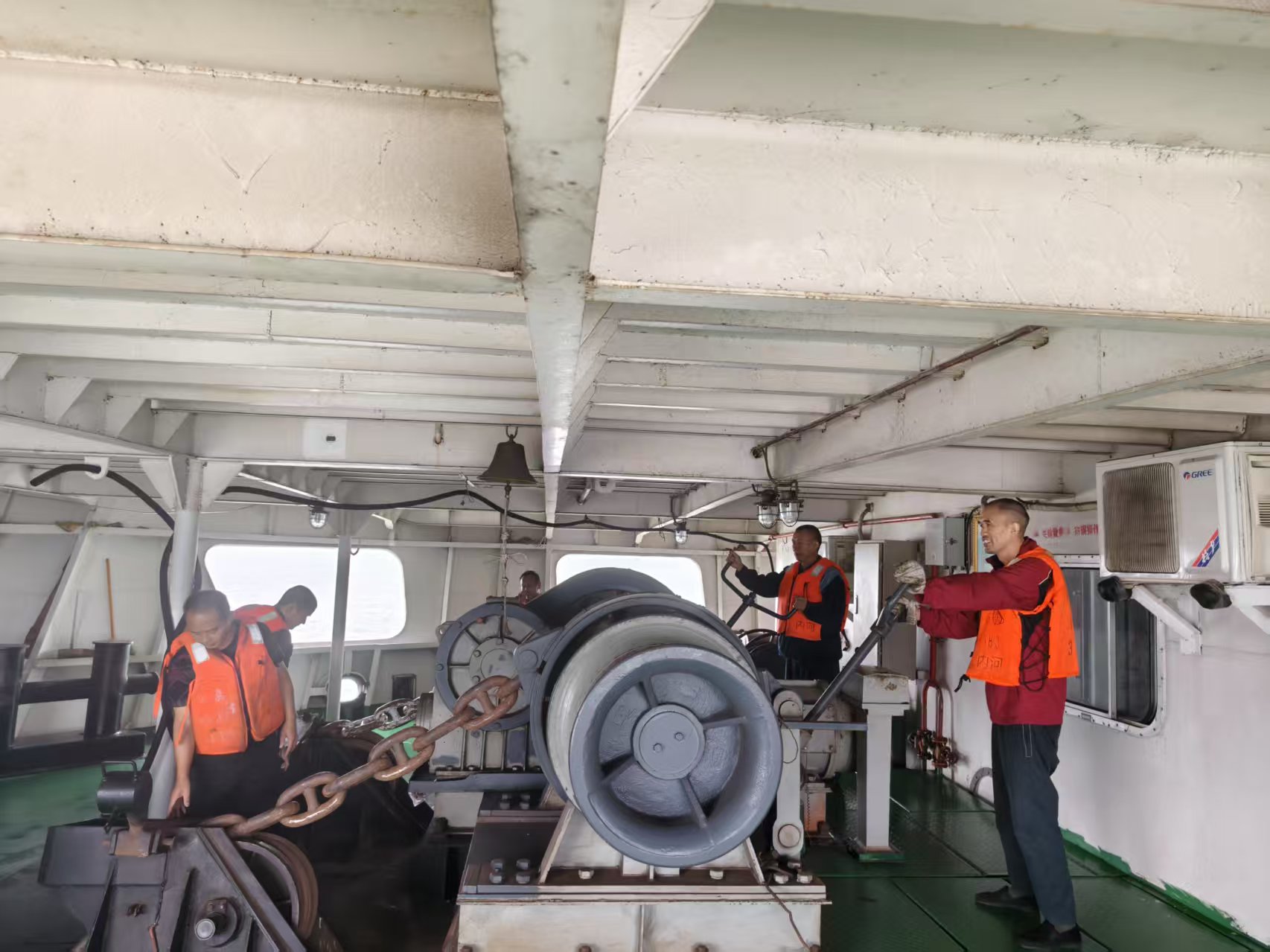 保障“双节”安全，华阳嘉川船舶安全专项检查在行动